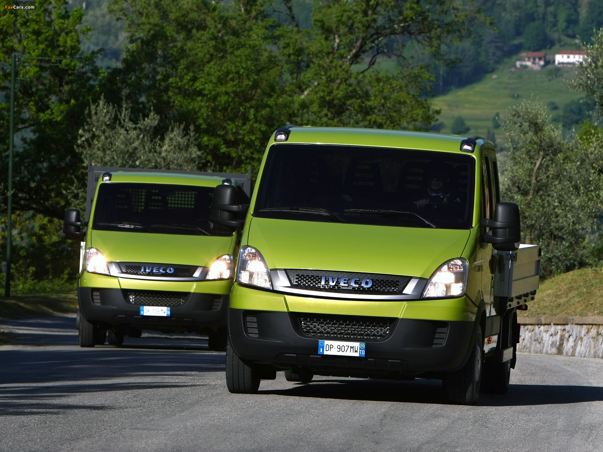 Iveco Daily pictures (2048 x 1536)