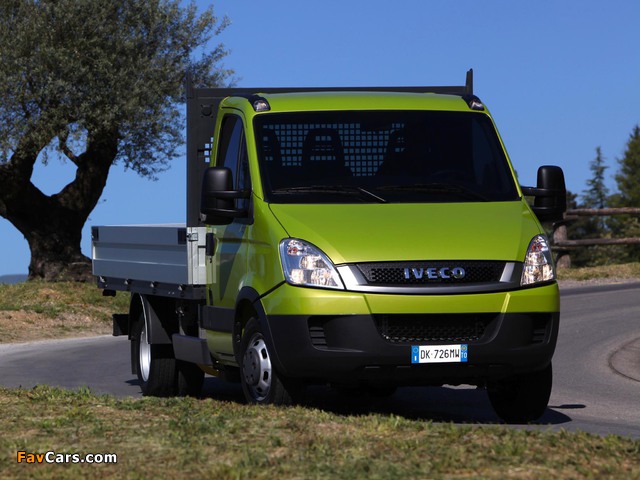 Photos of Iveco EcoDaily Chassis Cab 2009–11 (640 x 480)