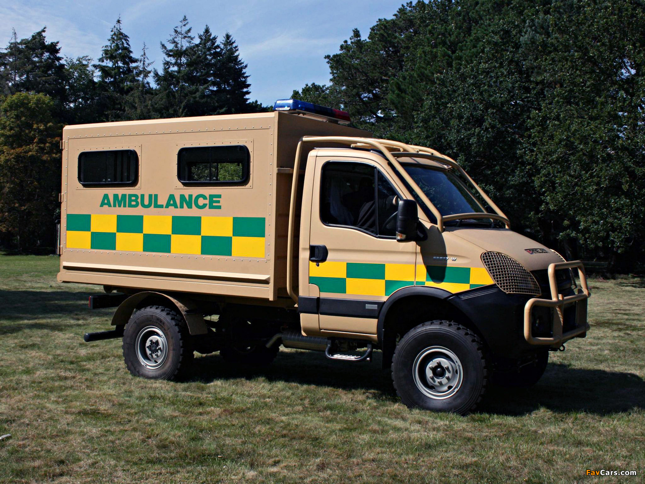 Photos of OVIK Cameleon 4x4 Ambulance 2010–11 (1280 x 960)