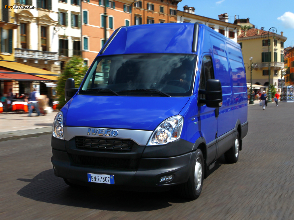 Photos of Iveco Daily Van Natural Power 2011–14 (1024 x 768)