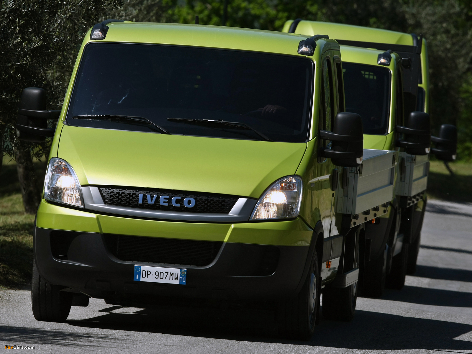 Photos of Iveco Daily (1600 x 1200)