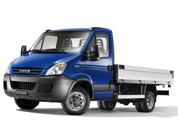 Pictures of Iveco Daily Chassis Cab 2006–09