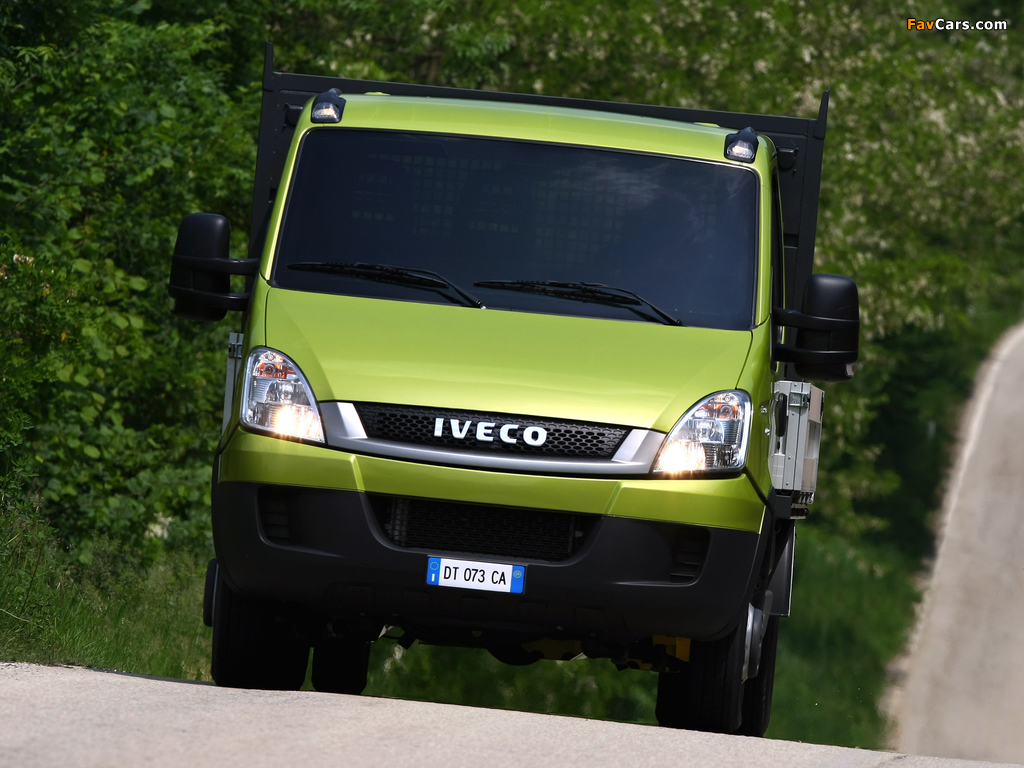 Pictures of Iveco EcoDaily Chassis Cab 2009–11 (1024 x 768)