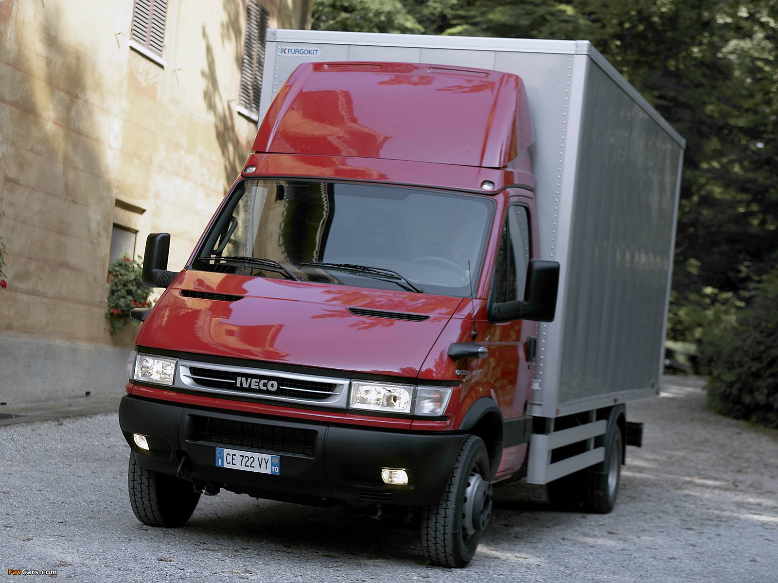 Iveco Daily Chassis Cab 2004–06 wallpapers (1600 x 1200)