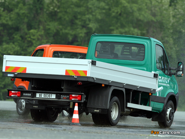 Iveco Daily Chassis Cab 2006–09 wallpapers (640 x 480)