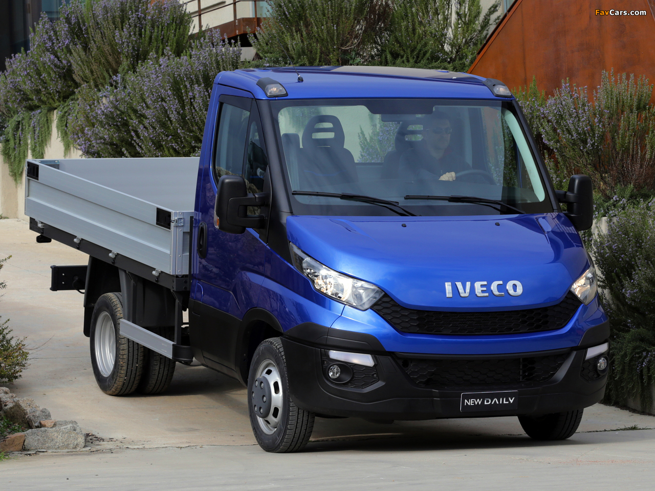 Iveco Daily 35 Chassis Cab 2014 wallpapers (1280 x 960)
