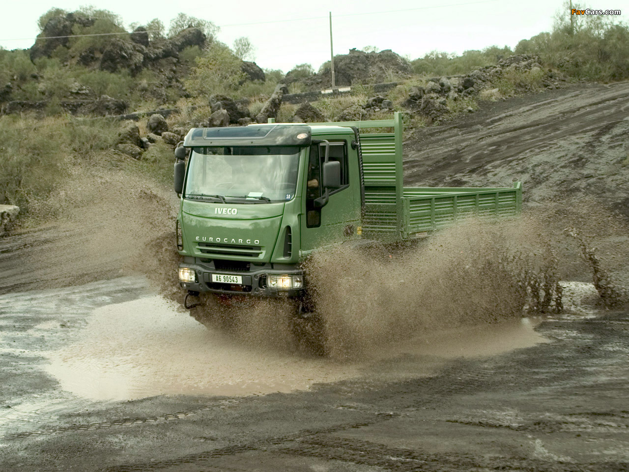 Images of Iveco EuroCargo 4x4 2004–08 (1280 x 960)