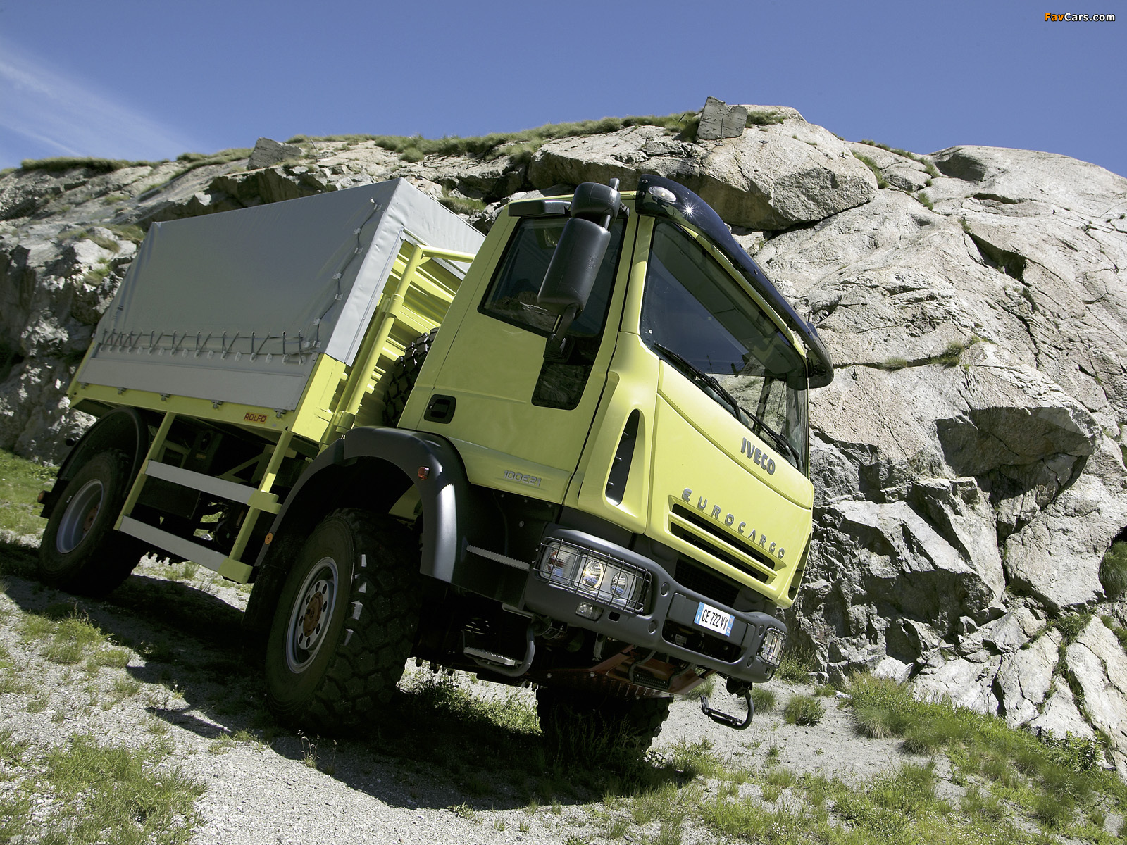 Iveco EuroCargo 4x4 2004–08 wallpapers (1600 x 1200)