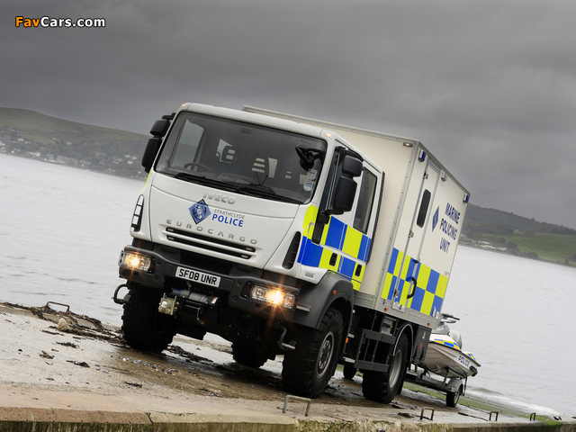 Pictures of Iveco EuroCargo 4x4 Crew Cab Strathclyde Police 2003–08 (640 x 480)