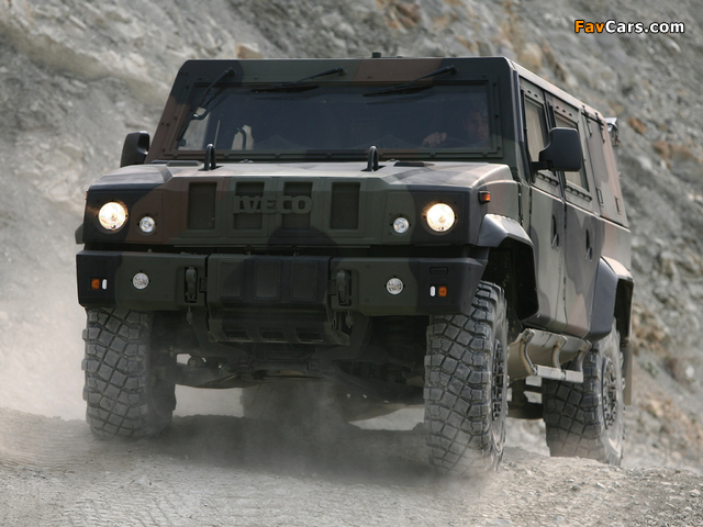 Iveco Lince LMV 2001 wallpapers (640 x 480)
