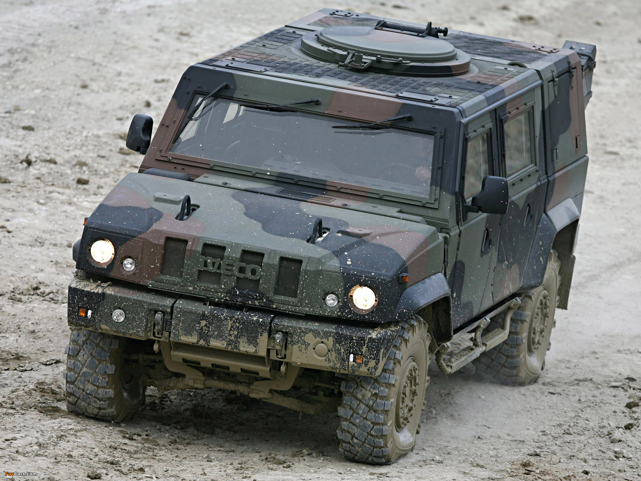 Pictures of Iveco Lince LMV 2001 (2048 x 1536)