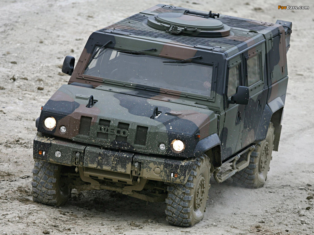 Pictures of Iveco Lince LMV 2001 (1024 x 768)