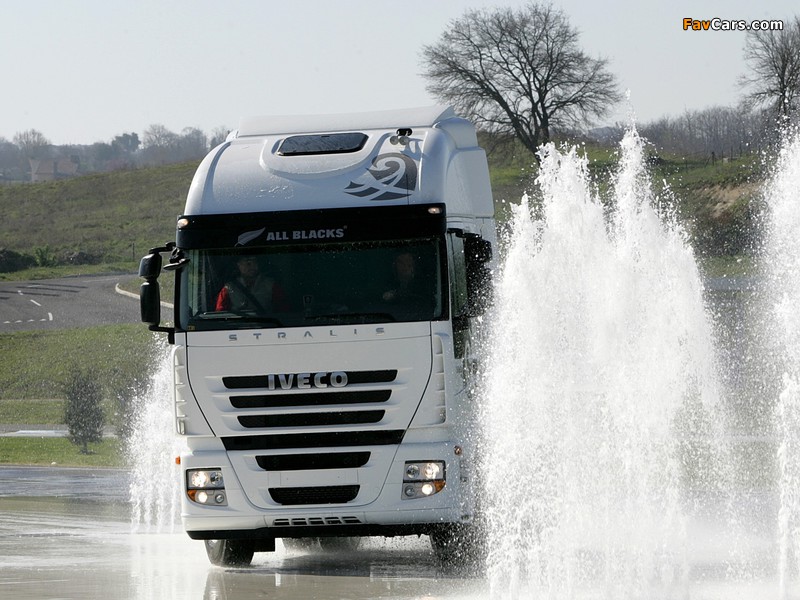 Images of Iveco Stralis 450 4x2 2007–12 (800 x 600)