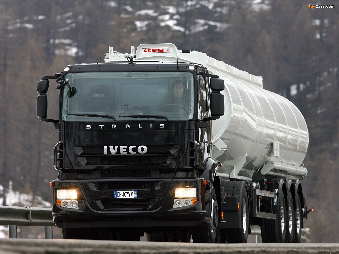 Iveco Stralis 360 4x2 2007–12 wallpapers (1280 x 960)