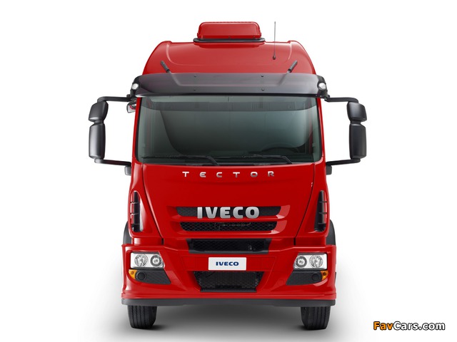 Iveco Tector 240E28S 6x2 Chassis 2008 pictures (640 x 480)