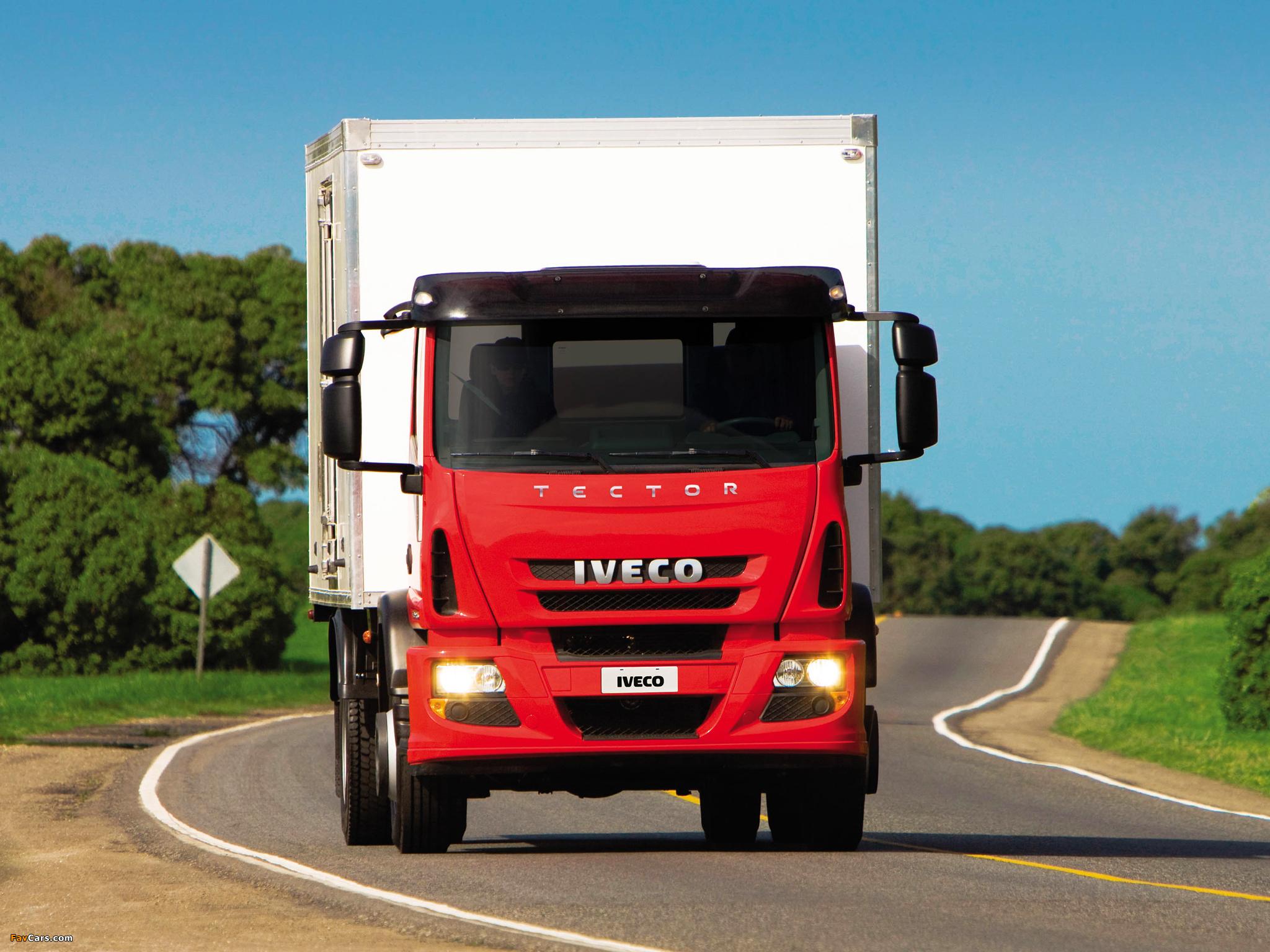 Iveco Tector 170E25 4x2 2008 wallpapers (2048 x 1536)