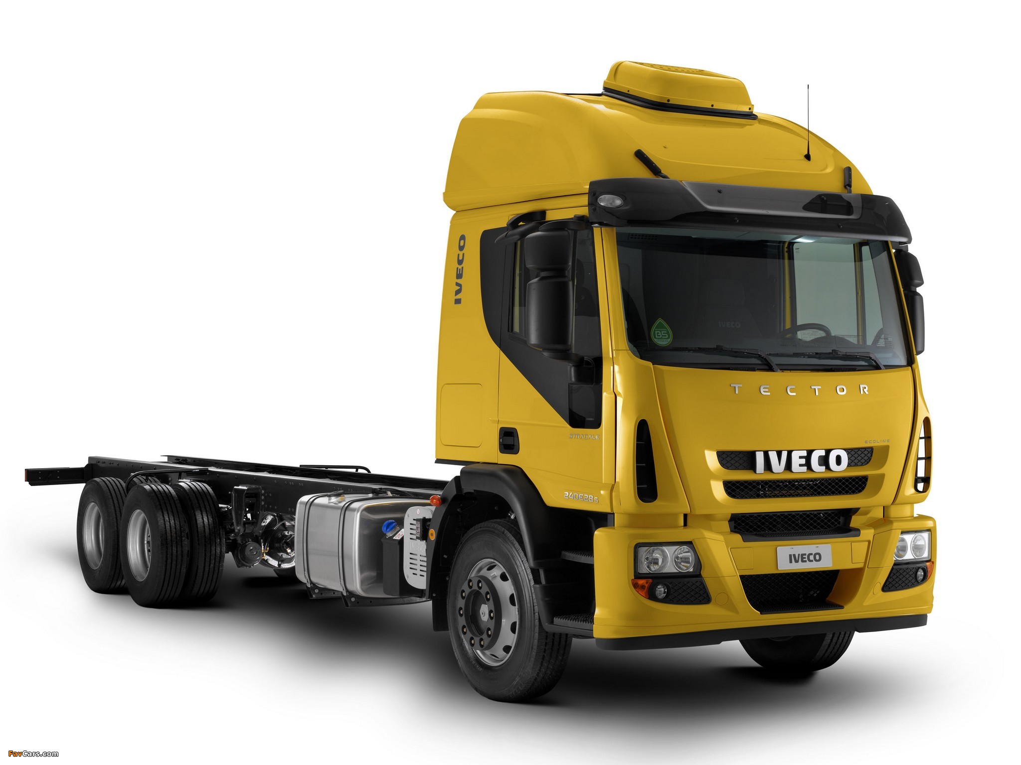 Iveco Tector 240E28S 6x2 Chassis 2008 wallpapers (2048 x 1536)