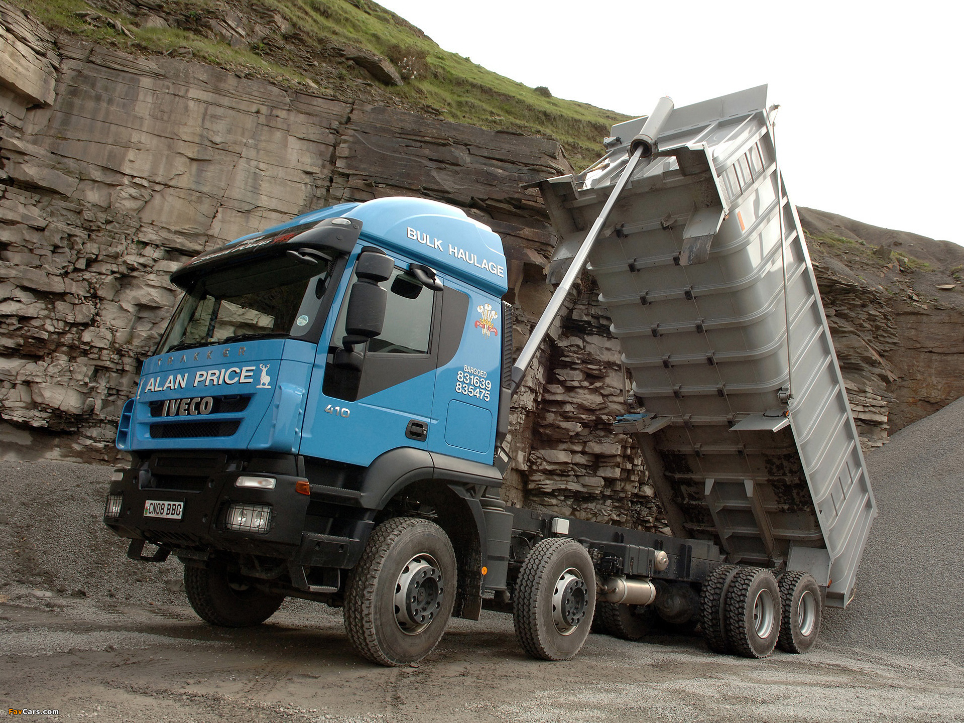 Images of Iveco Trakker 8x4 UK-spec 2007–12 (1920 x 1440)