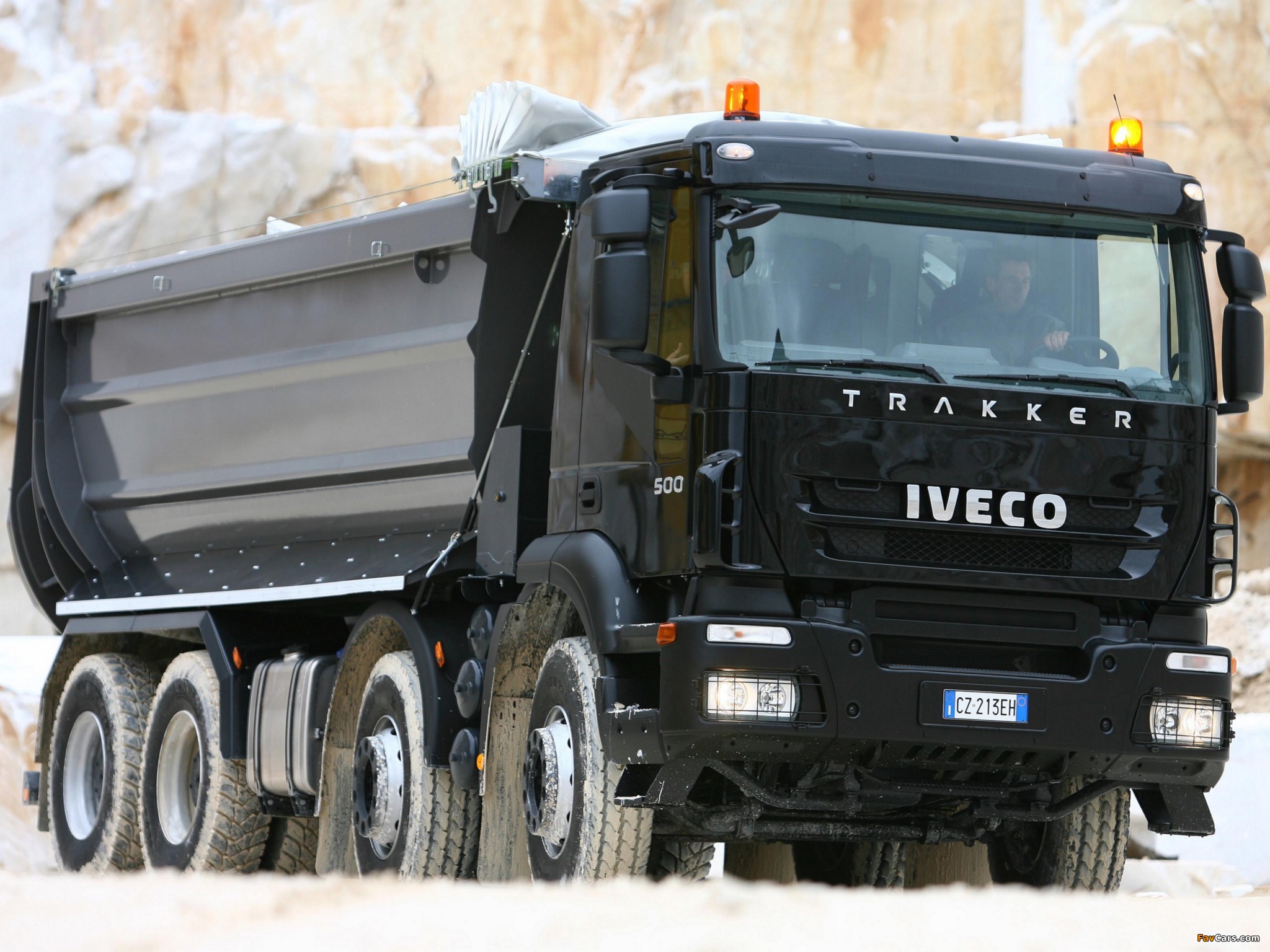 Iveco Trakker 8x4 2007 pictures (2048 x 1536)