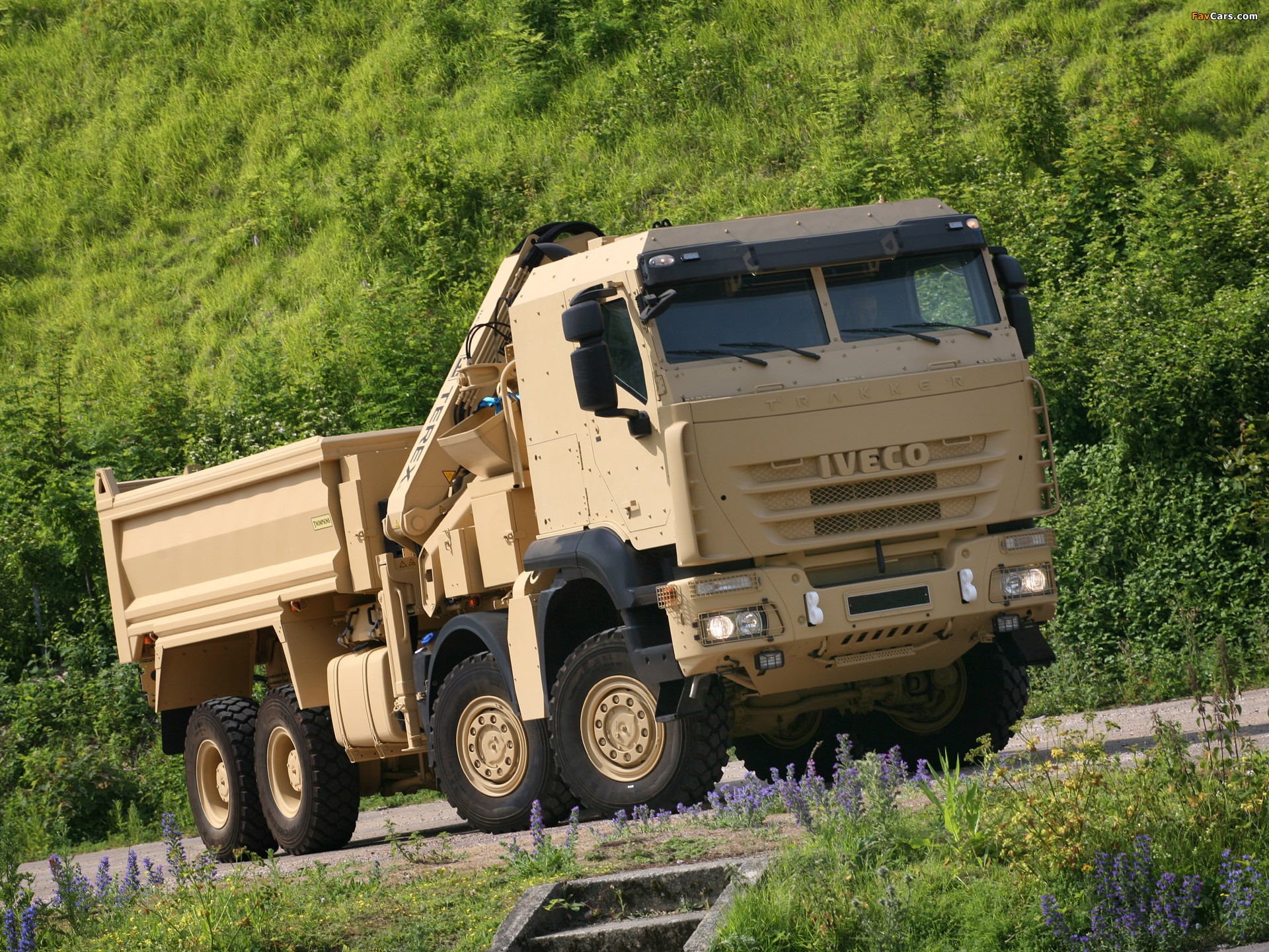 Iveco Trakker 8x8 Defence Vehicle 2012 pictures (1920 x 1440)