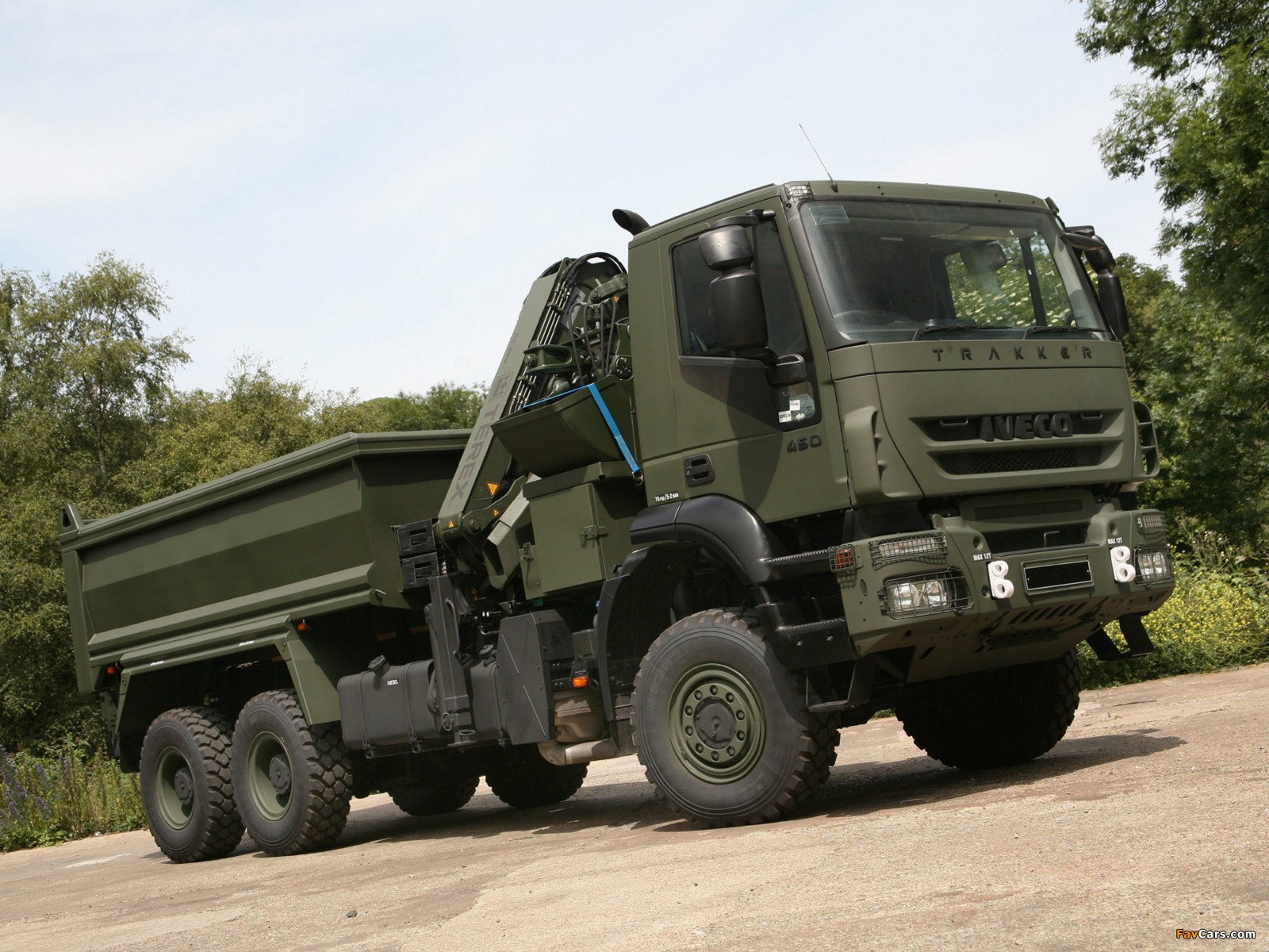 Iveco Trakker 6x6 Defence Vehicle 2012 wallpapers (1600 x 1200)