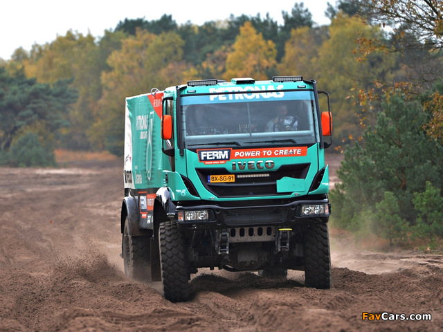 Iveco Trakker Evolution III 4x4 2012 wallpapers (640 x 480)