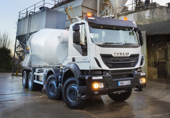 Iveco Trakker Hi-Land 410 8x4 UK-spec Mixer 2013 photos