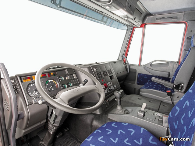 Pictures of Iveco Trakker 6x4 2007–12 (640 x 480)