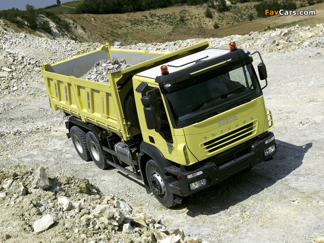 Iveco Trakker 6x4 2004–07 wallpapers (640 x 480)