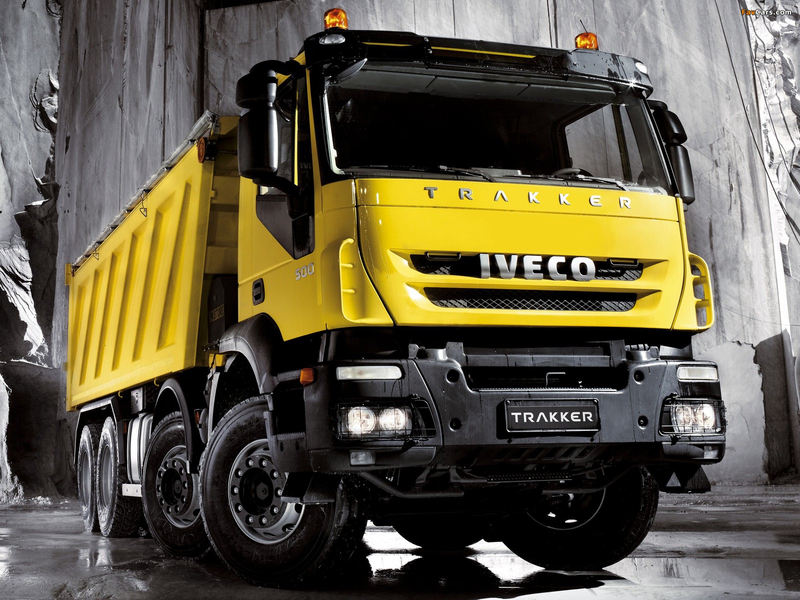 Iveco Trakker 8x4 2007–12 wallpapers (1600 x 1200)