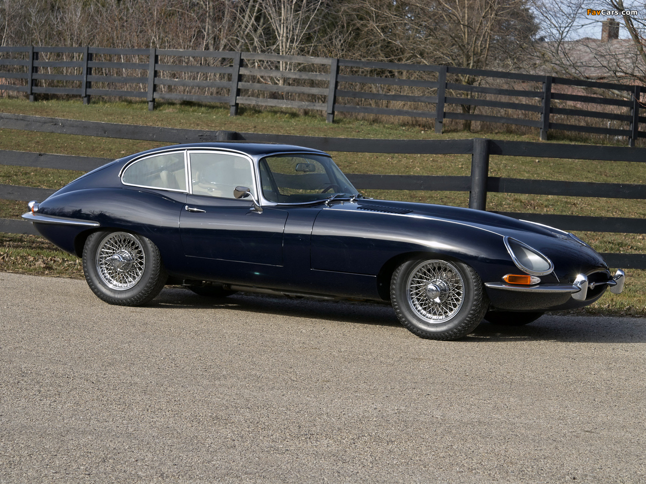 Images of Jaguar E-Type Fixed Head Coupe (Series I) 1961–67 (1280 x 960)