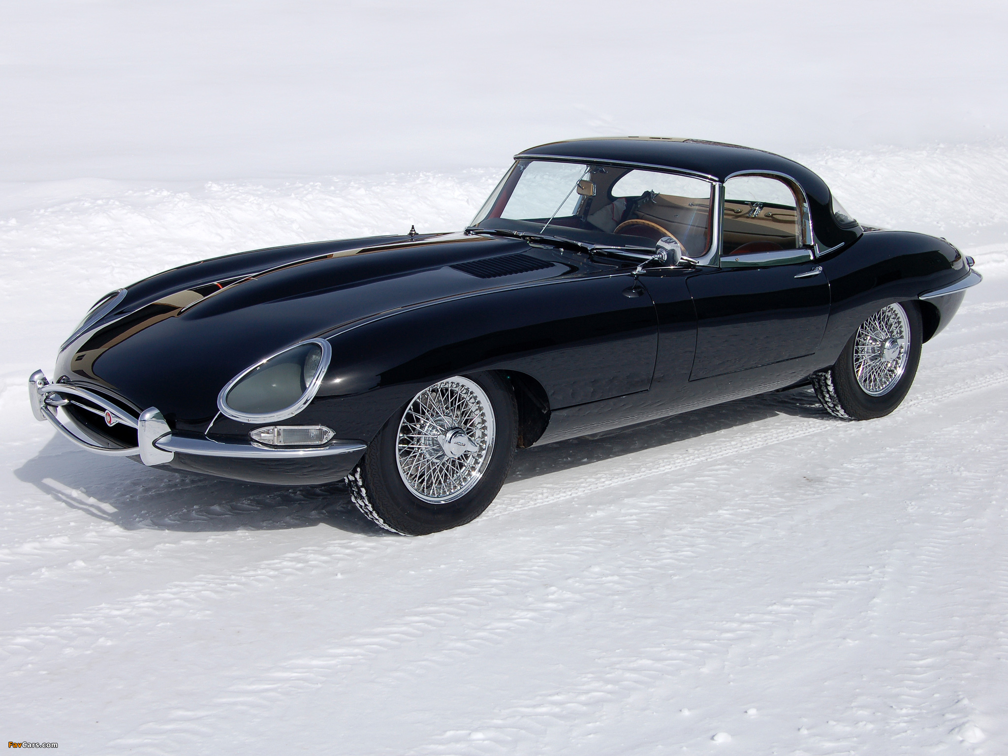 Images of Jaguar E-Type Open Two Seater (Series I) 1961–67 (2048 x 1536)