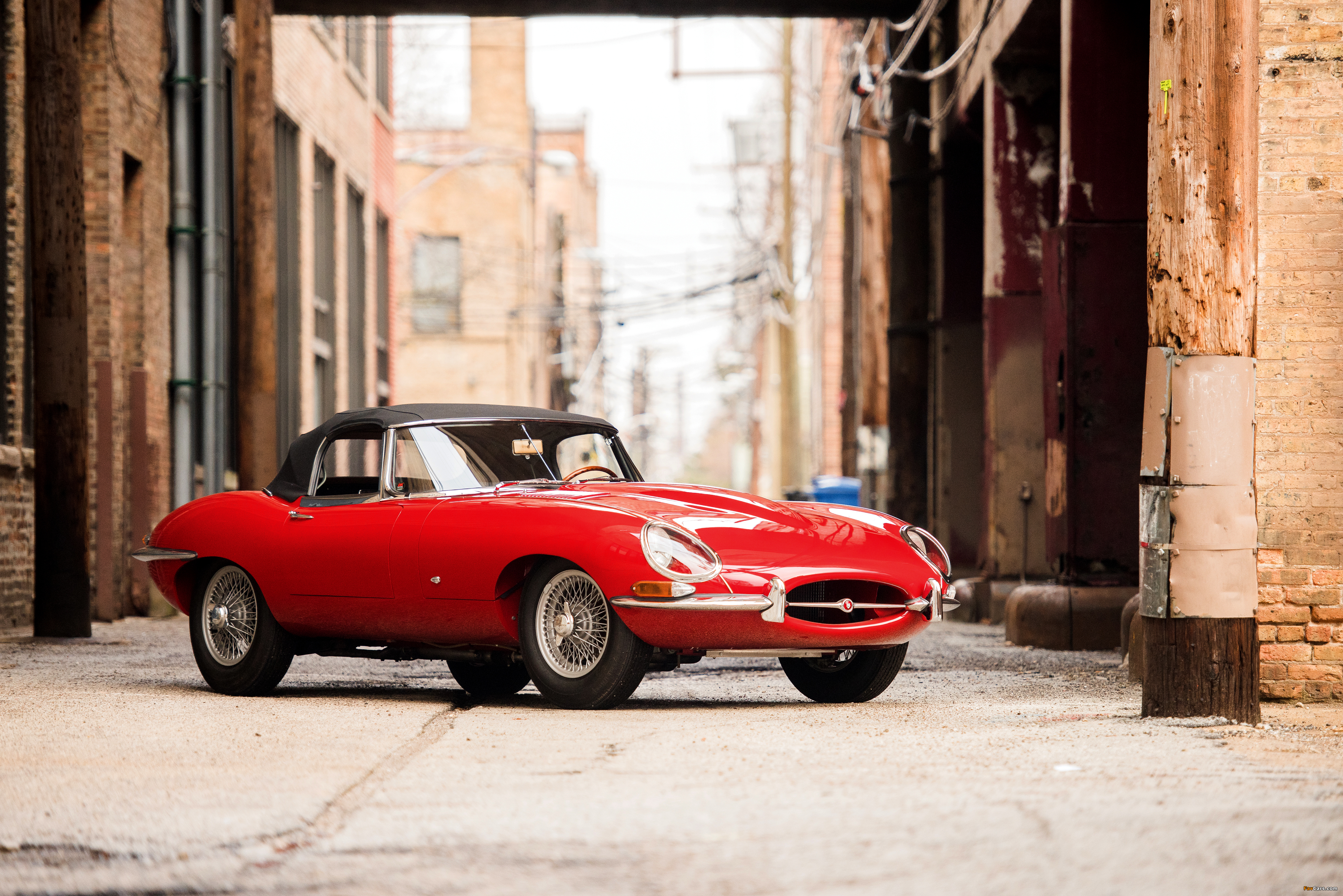 Images of Jaguar E-Type 3.8-Litre Open Two Seater US-spec (XK-E) 1961–62 (4000 x 2669)