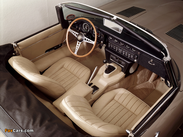 Images of Jaguar E-Type Open Two Seater (Series II) 1968–71 (640 x 480)