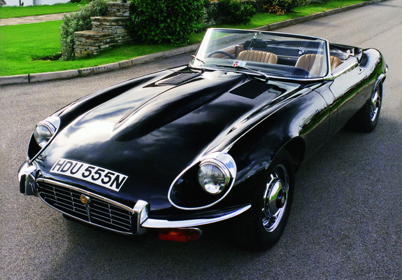 Images of Jaguar E-Type V12 Open Two Seater UK-spec (Series III) 1971–74