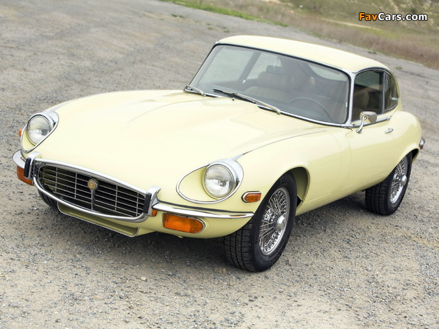 Images of Jaguar E-Type V12 Fixed Head Coupe (Series III) 1971–75 (640 x 480)