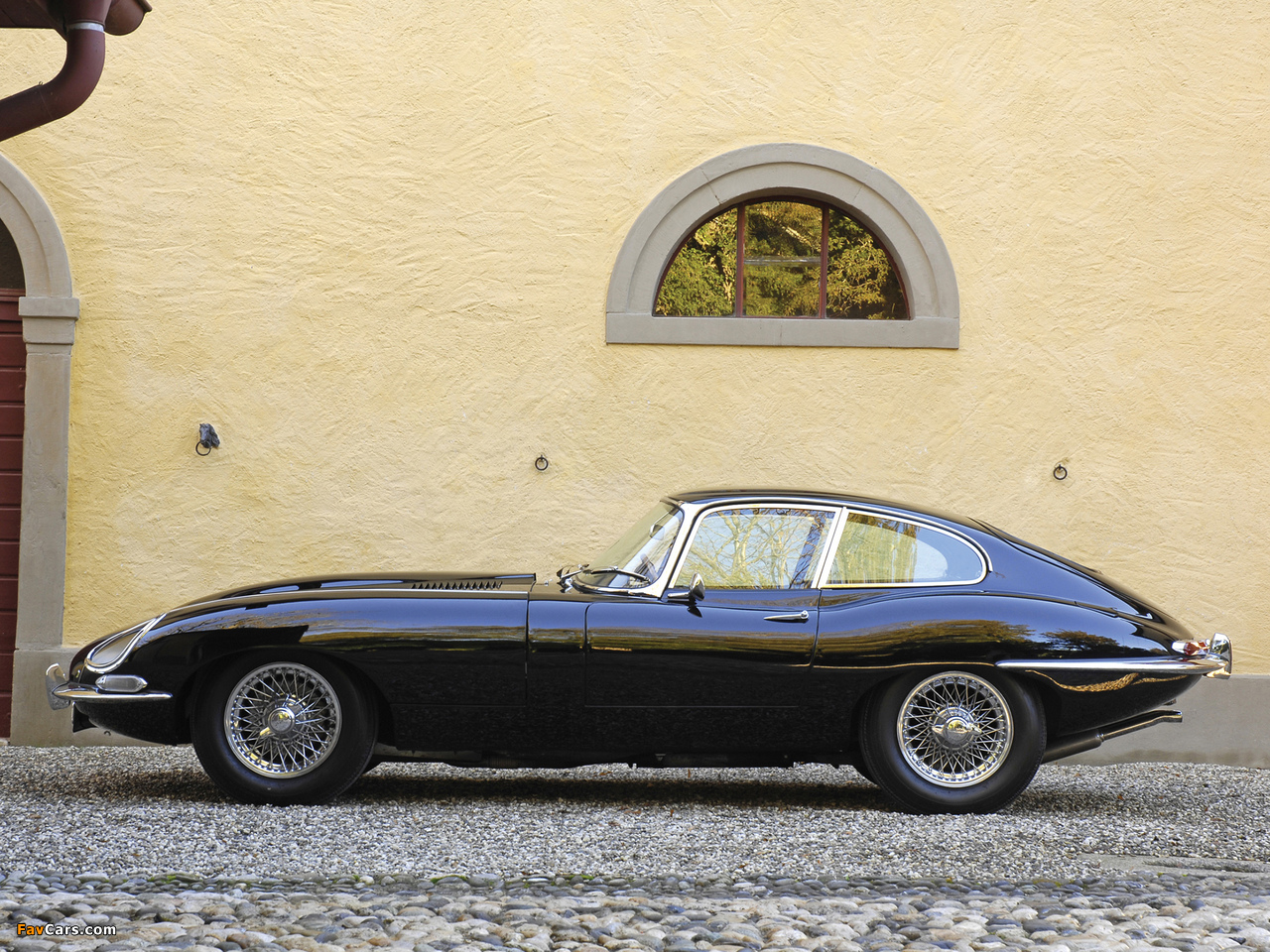 Jaguar E-Type Fixed Head Coupe (Series I) 1961–67 images (1280 x 960)