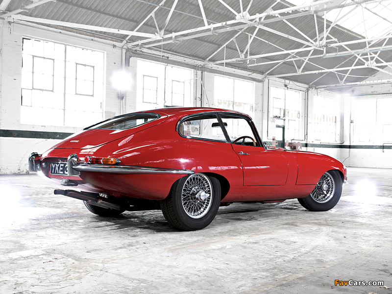 Jaguar E-Type Fixed Head Coupe (Series I) 1961–67 photos (800 x 600)