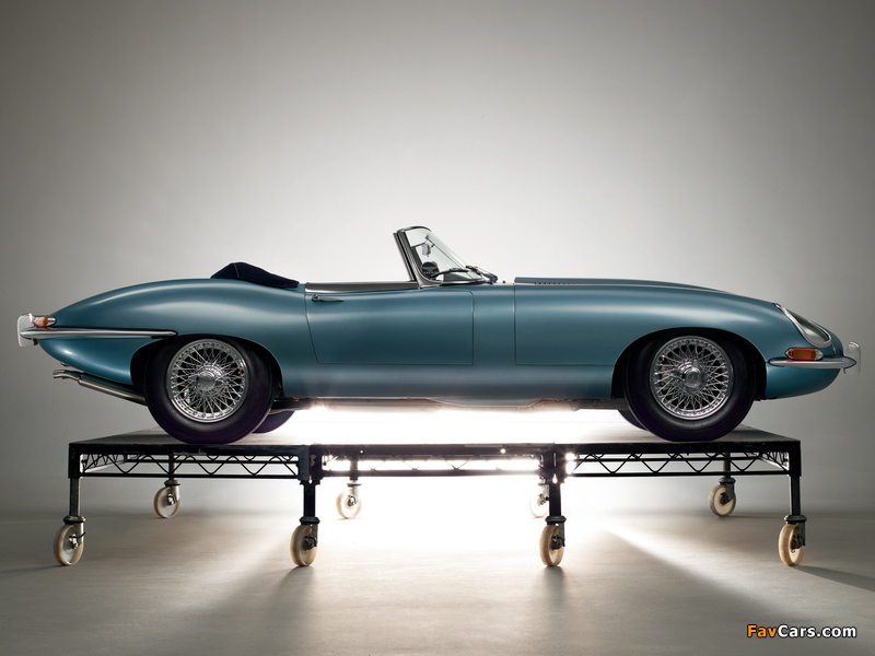 Jaguar E-Type Open Two Seater (Series I) 1961–67 pictures (800 x 600)