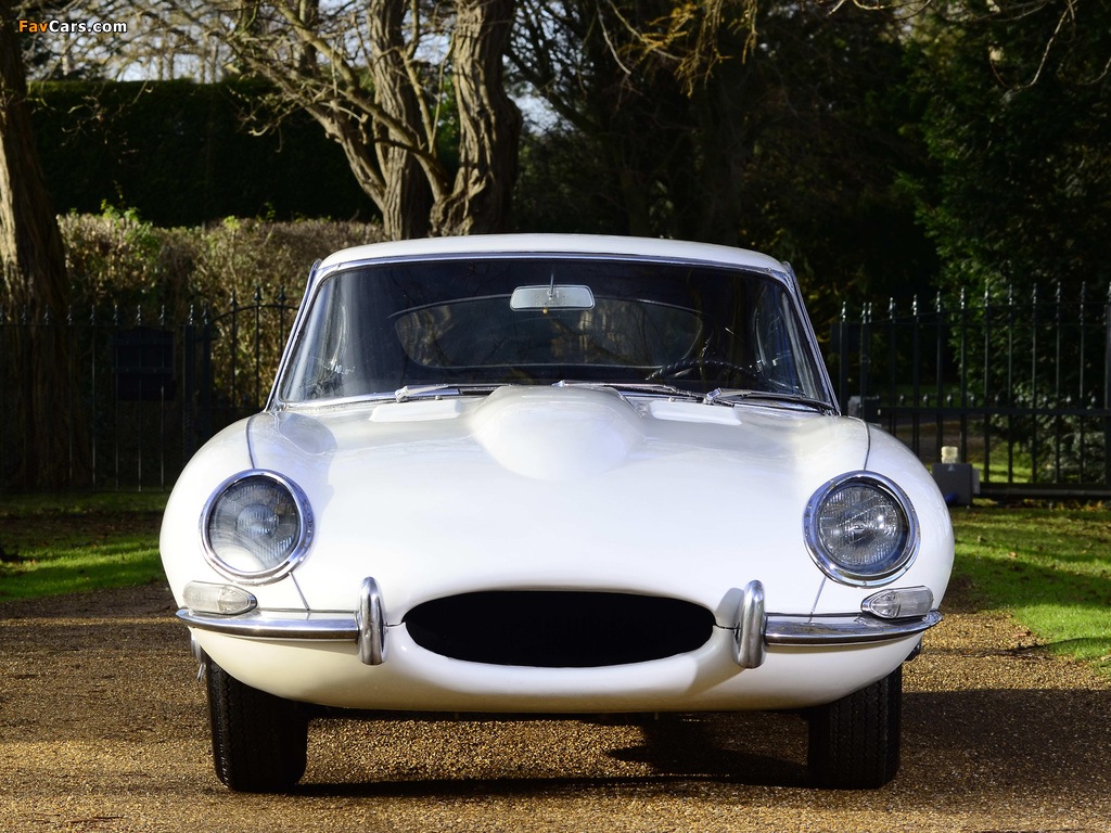 Jaguar E-Type Fixed Head Coupe (Series I) 1961–67 pictures (1024 x 768)