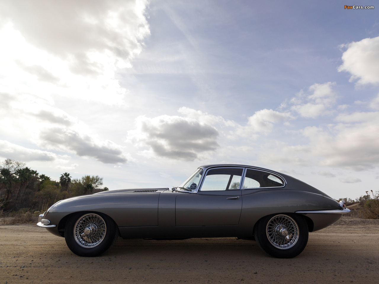 Jaguar E-Type 3.8-Litre Fixed Head Coupe EU-spec (XK-E) 1962–1964 pictures (1280 x 960)