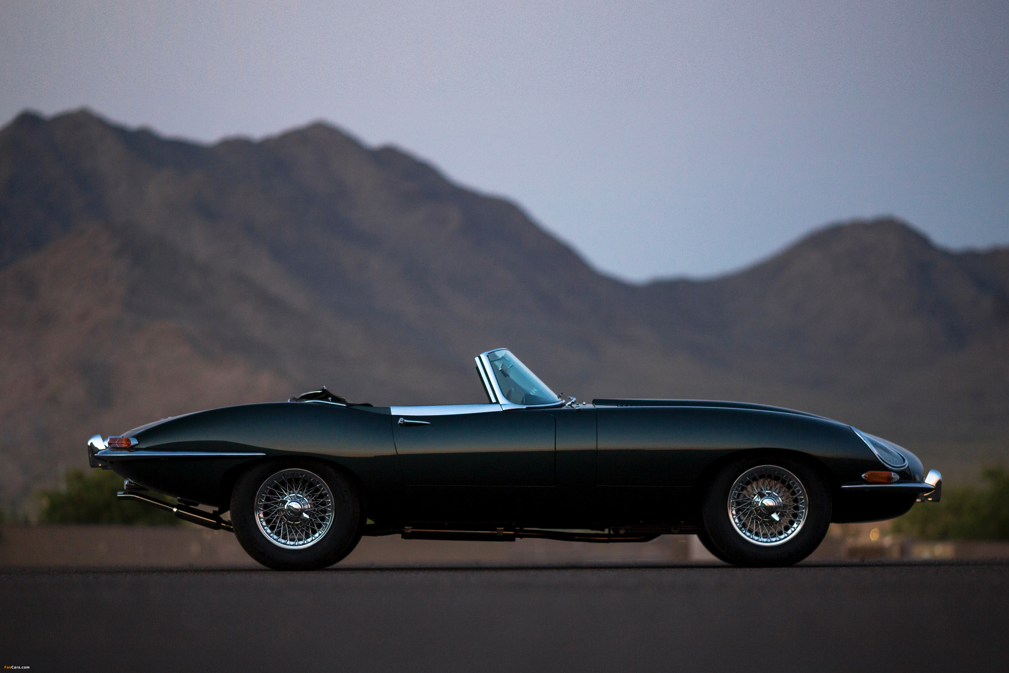 Jaguar E-Type 4.2-Litre Open Two Seater EU-spec (XK-E) 1964–1967 images (4000 x 2666)