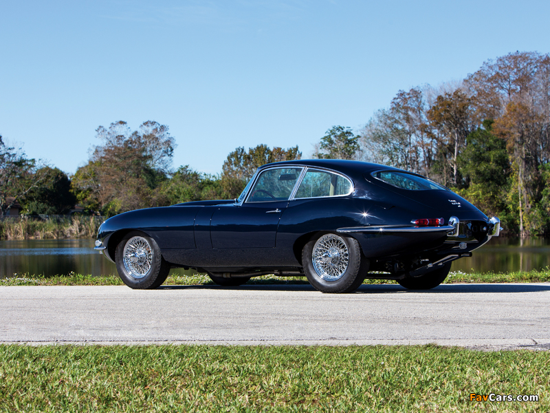 Jaguar E-Type 4.2-Litre Fixed Head Coupe US-spec (XK-E) 1964–1967 photos (800 x 600)