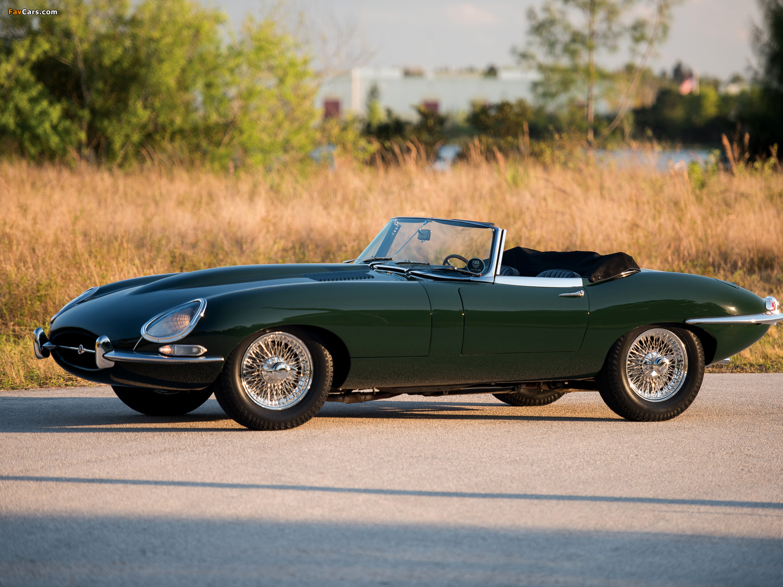 Jaguar E-Type 4.2-Litre Open Two Seater US-spec (XK-E) 1964–1967 photos (1600 x 1200)