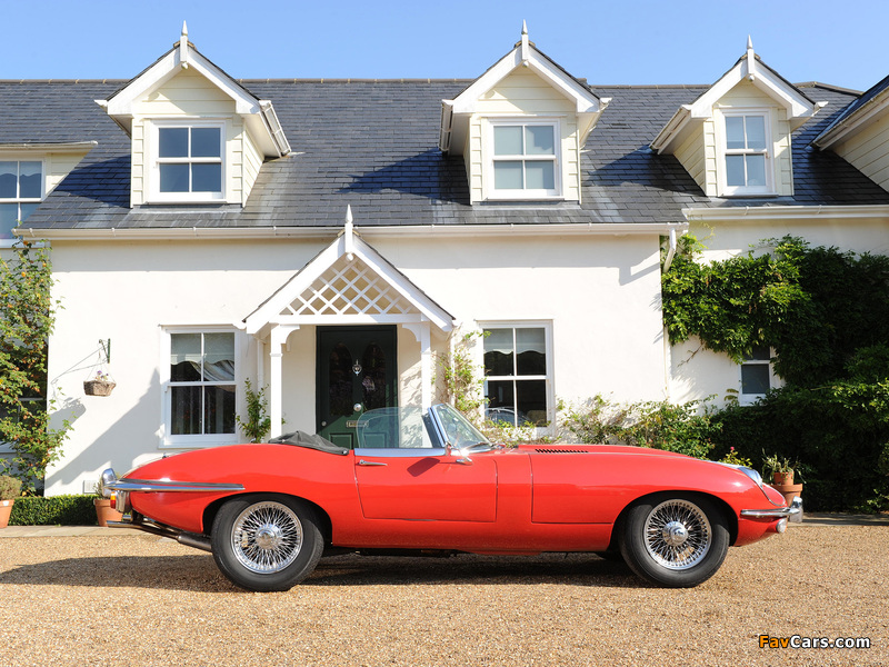 Jaguar E-Type Open Two Seater (Series II) 1968–71 images (800 x 600)