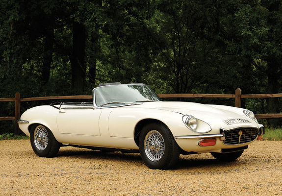 Jaguar E-Type V12 Open Two Seater (Series III) 1971–75 images