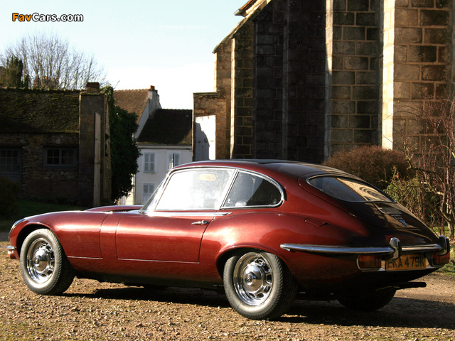 Jaguar E-Type V12 Fixed Head Coupe UK-spec (Series III) 1971–74 wallpapers (640 x 480)