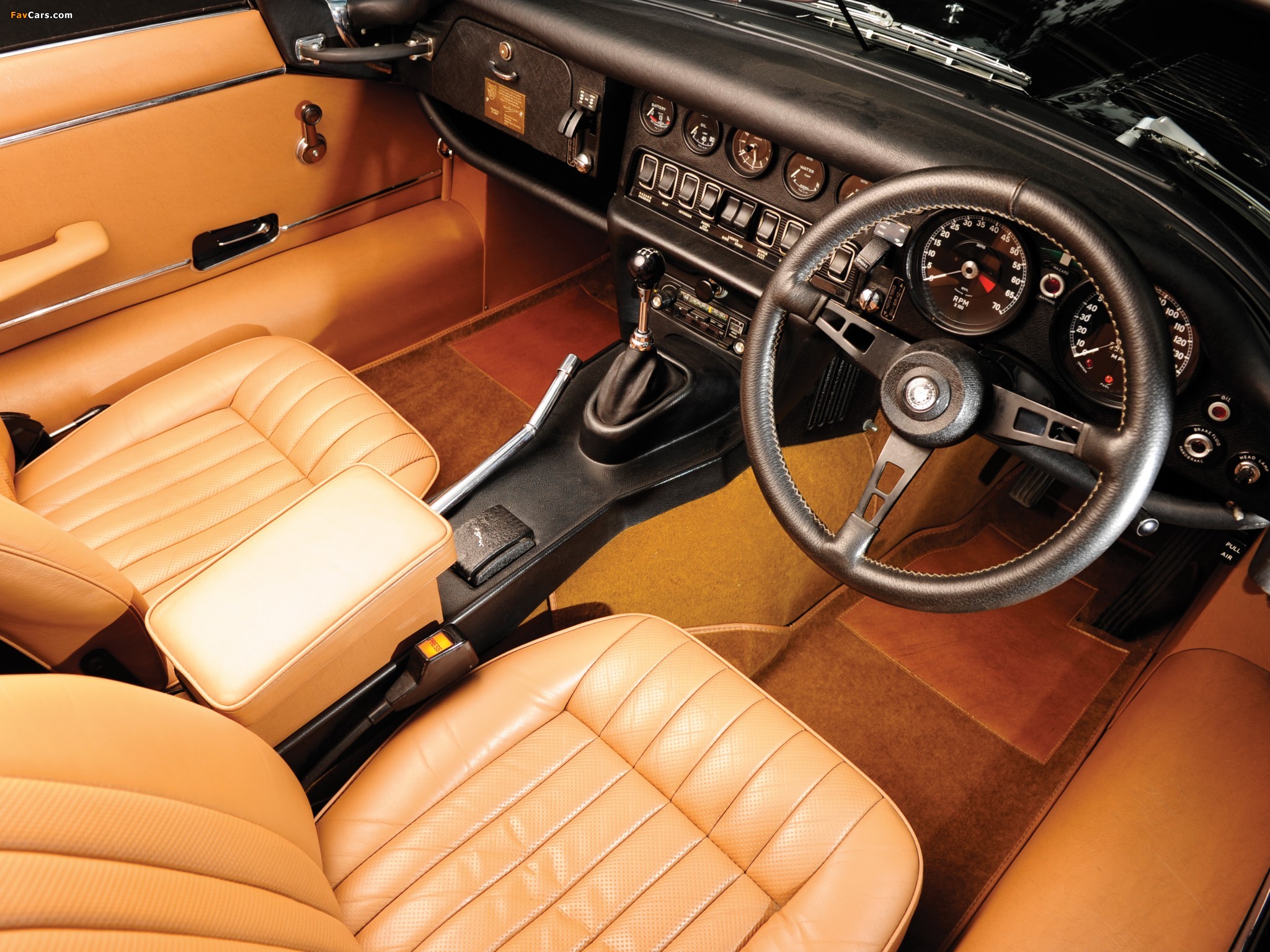 Jaguar E-Type V12 Roadster Commemorative Edition (Series III) 1974 photos (2048 x 1536)