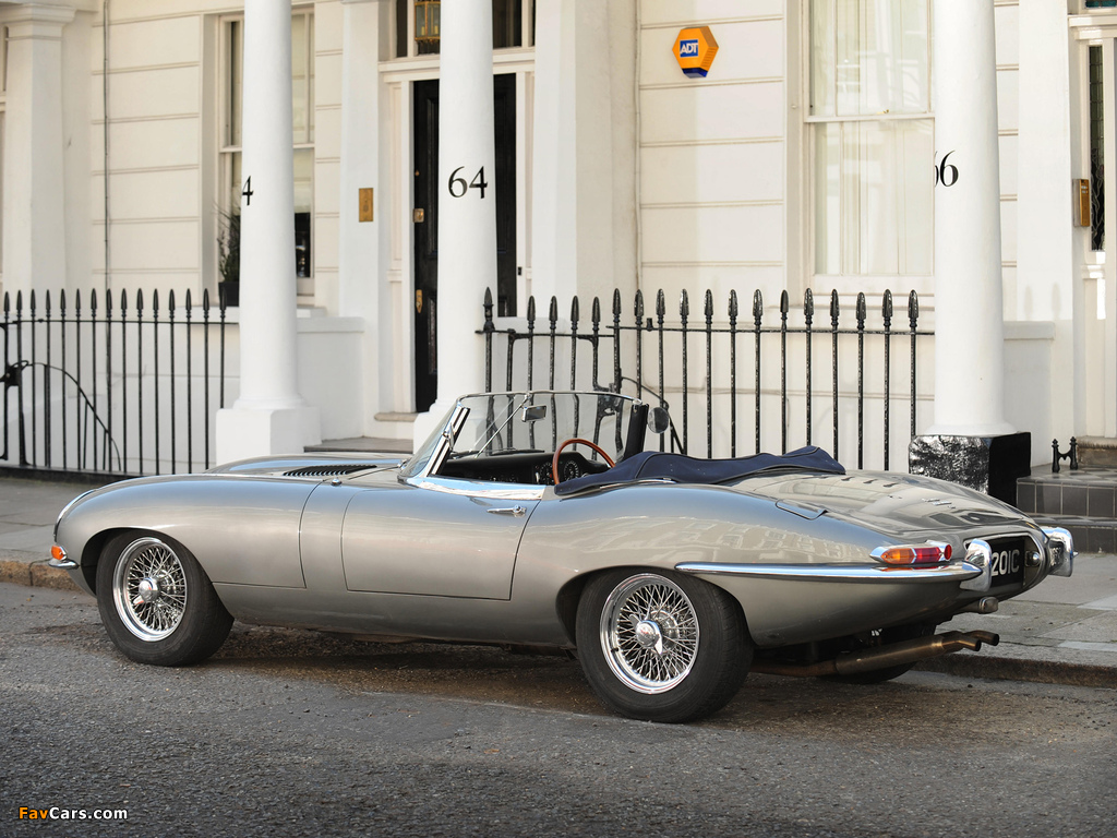 Photos of Jaguar E-Type Open Two Seater UK-spec (Series I) 1961–67 (1024 x 768)