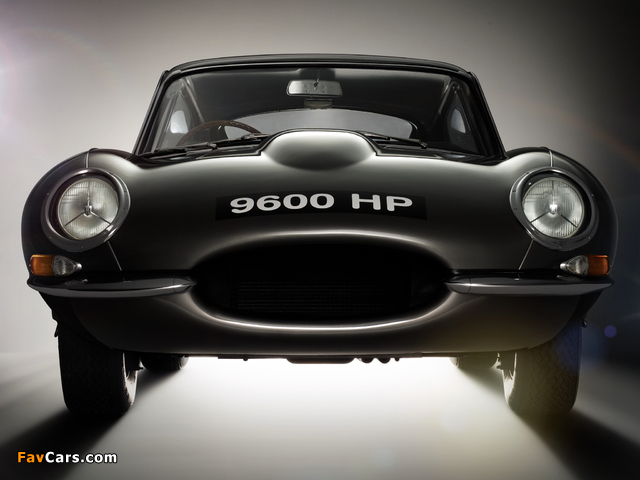 Photos of Jaguar E-Type Fixed Head Coupe (Series I) 1961–67 (640 x 480)